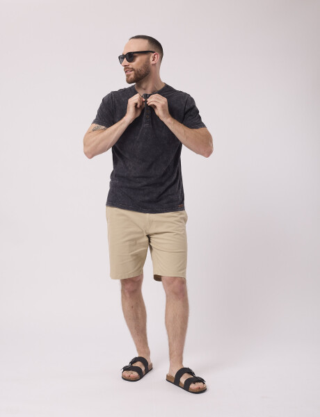 T-shirt estoneada negro