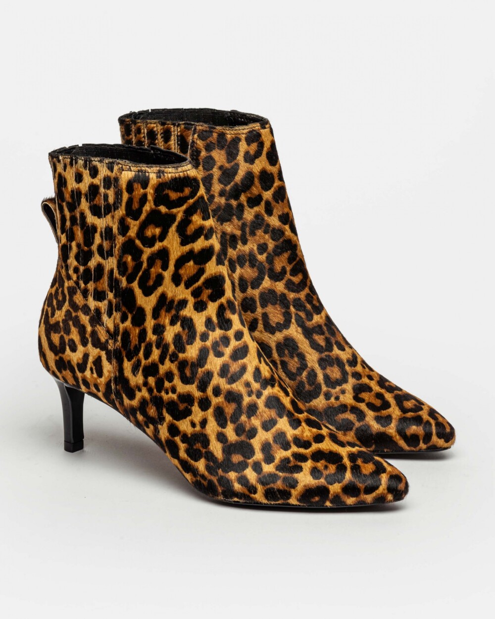 Bota Caña Baja Kyle En Pelo Animal Print