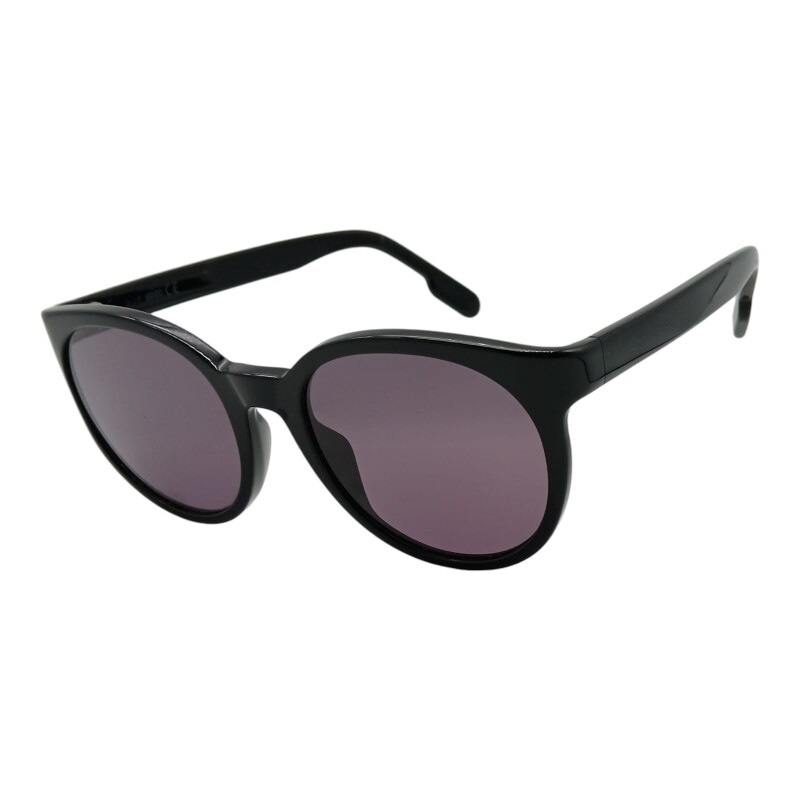 KZ008420 negrouniforme