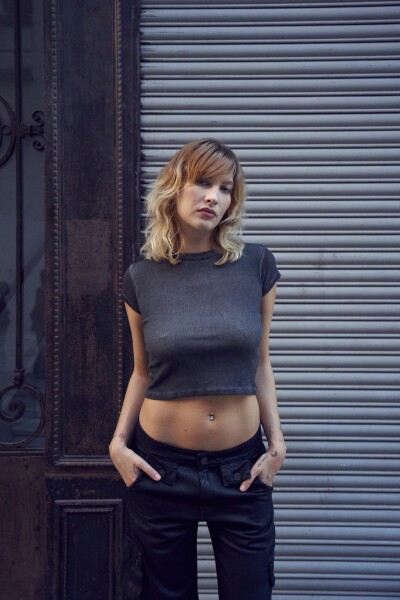 Remera morley Crop Gris