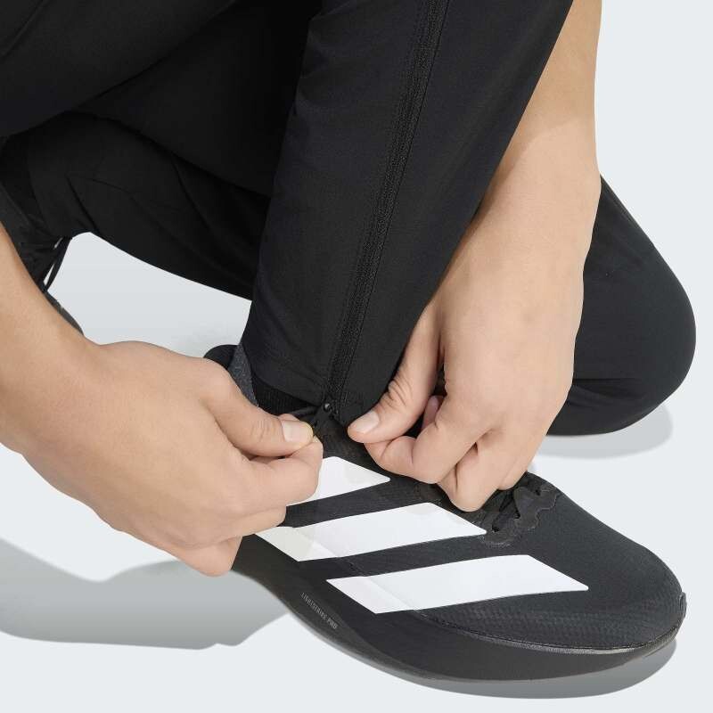 Pantalón Adidas Real Madrid Tiro Travel Negro
