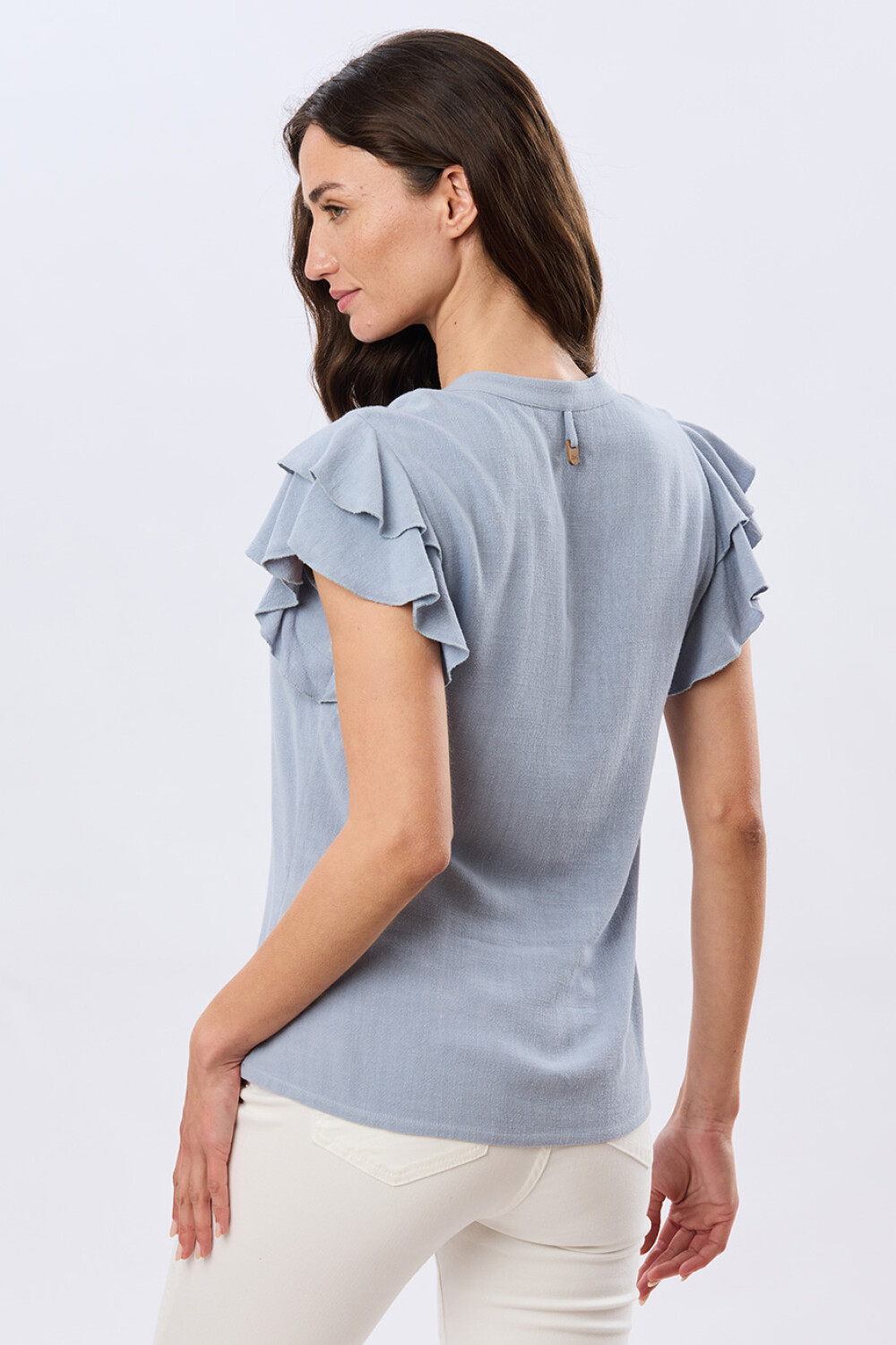 CAMISA DE LINO CON VOLADOS Piedra