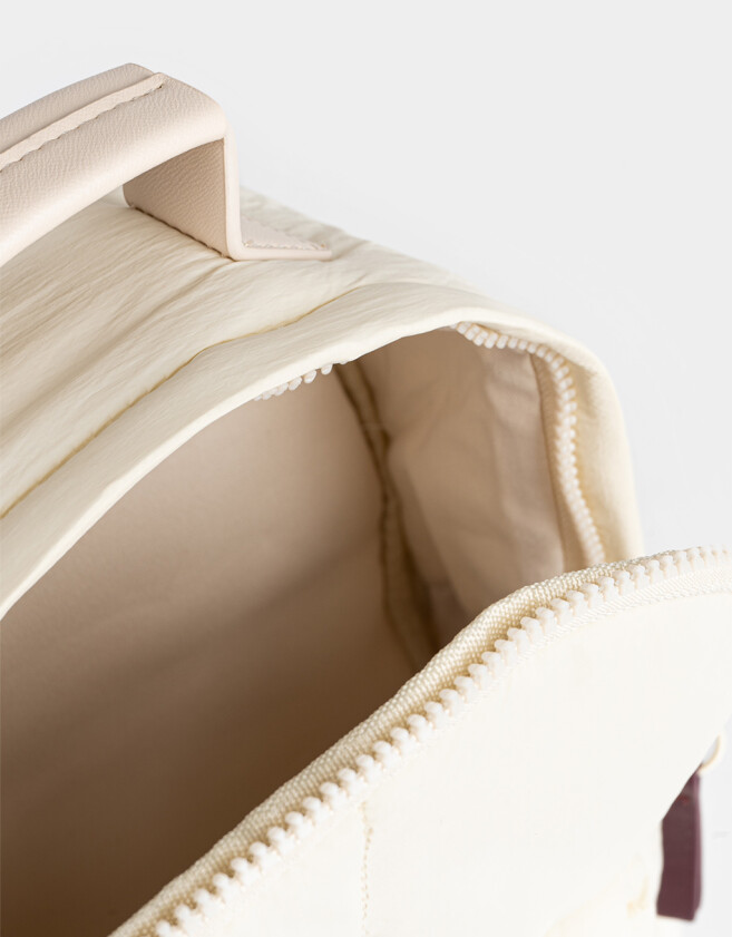 Mochilas Urbanas Mochila Deportiva Puffy Crudo - Blanco Crudo