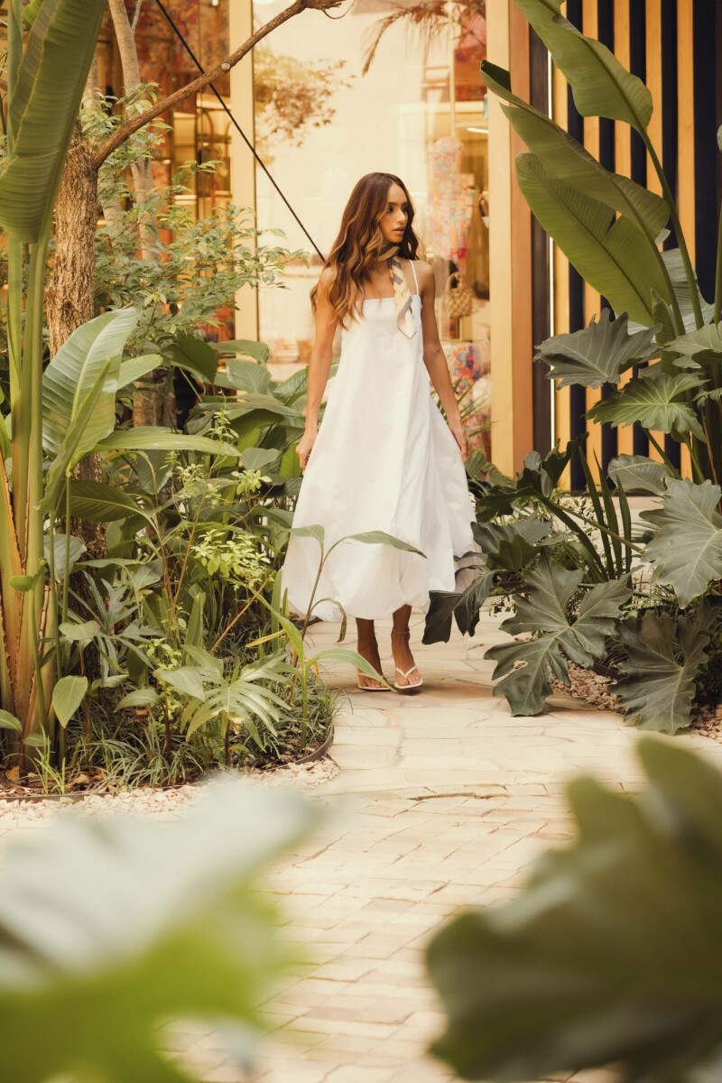 VESTIDO JACQUELINE MAXI OFF WHITE VESTIDO JACQUELINE MAXI OFF WHITE