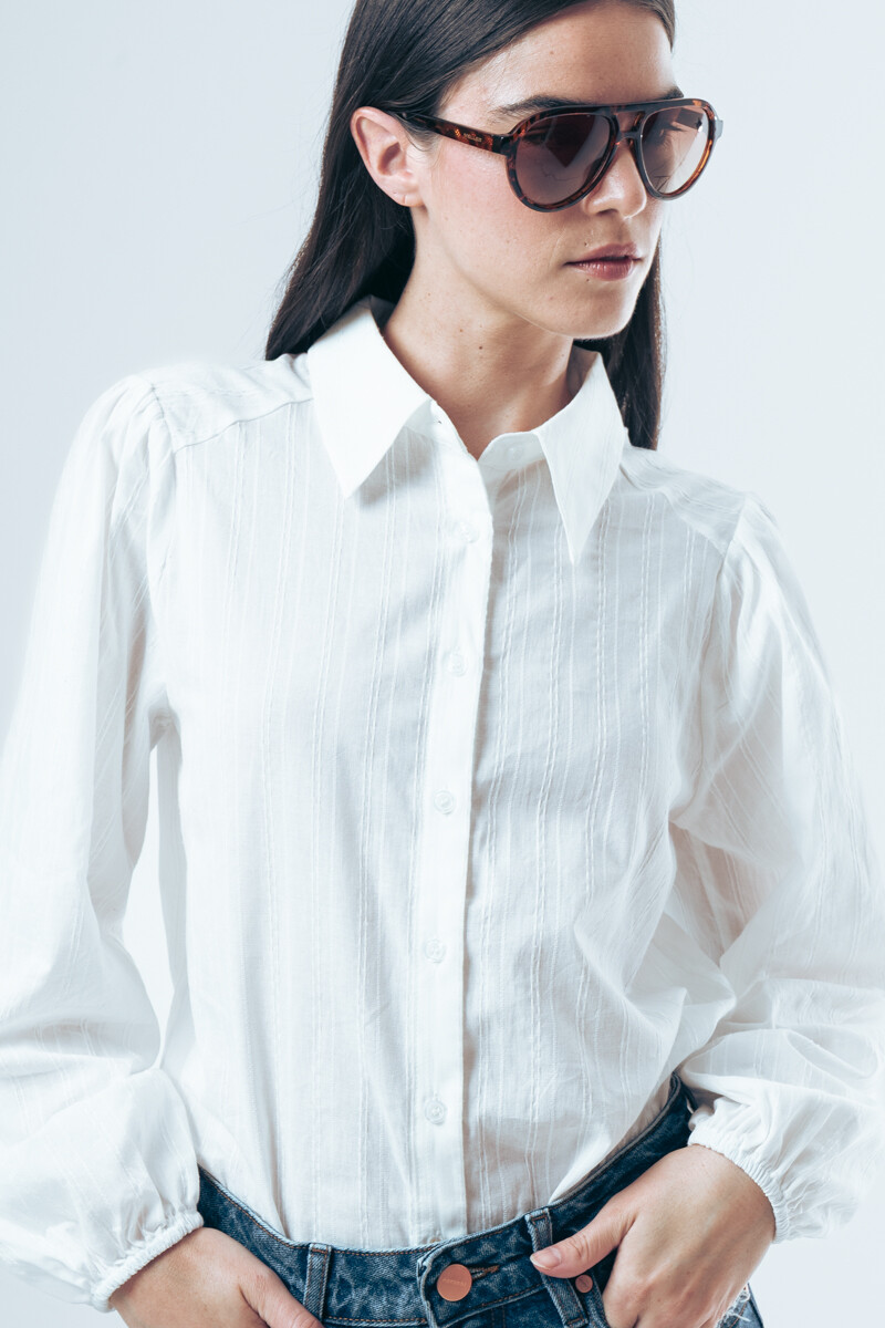 Kimmy Off White