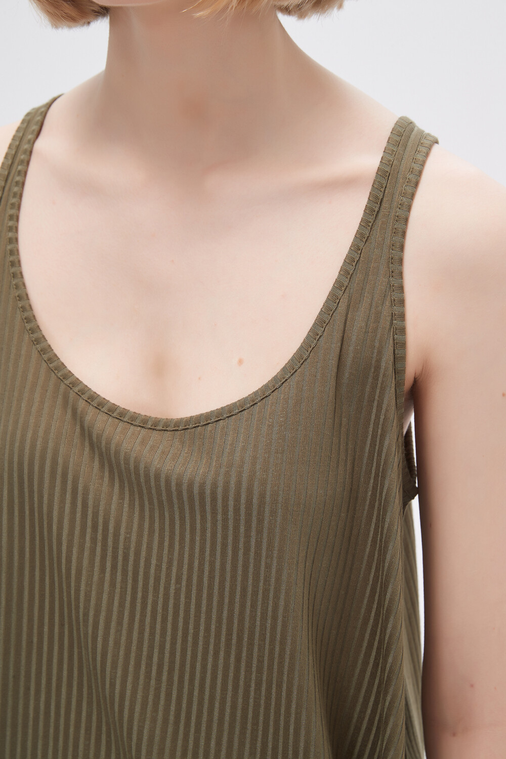 Musculosa Joris Verde Oliva