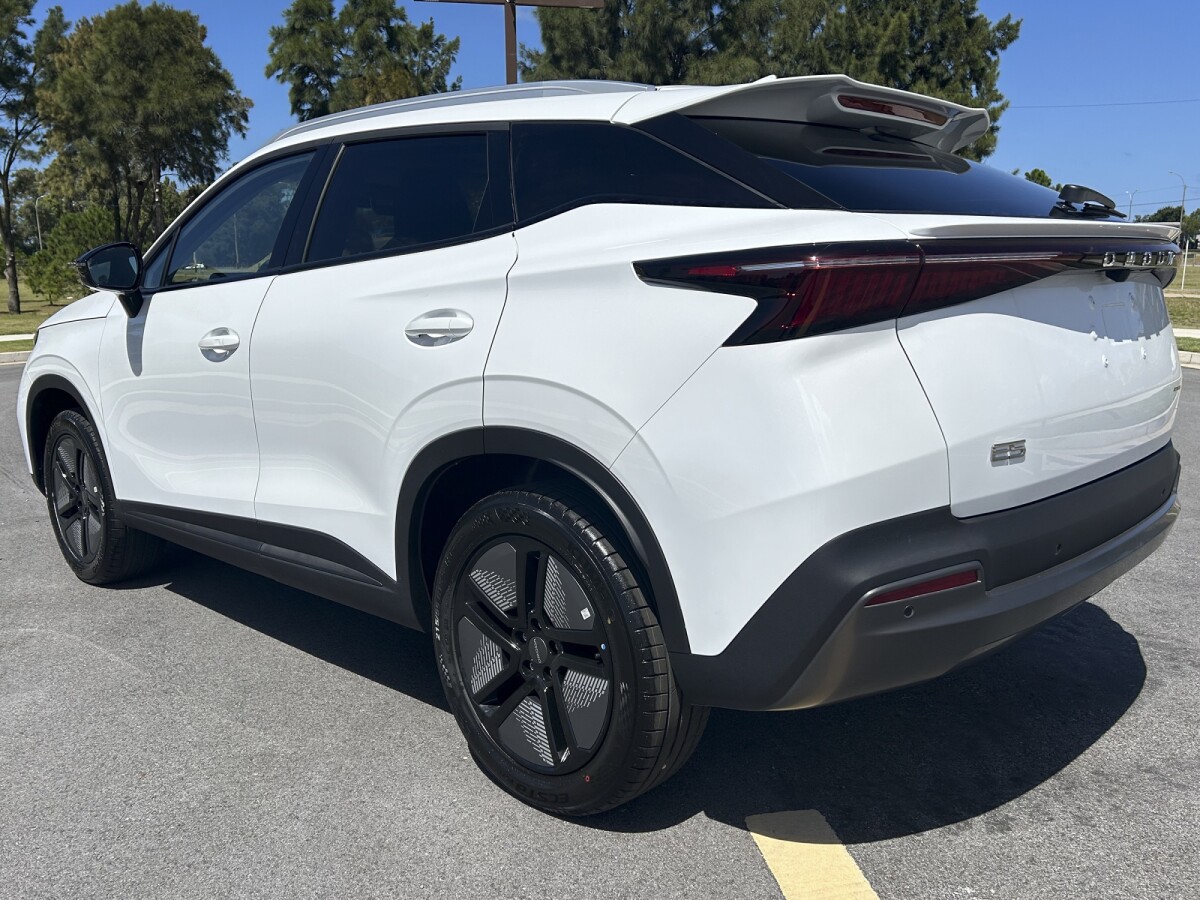 Omoda E5 Luxury 100% Eléctrica 0KM | Permuta / Financia Omoda E5 Luxury 100% Eléctrica 0KM | Permuta / Financia