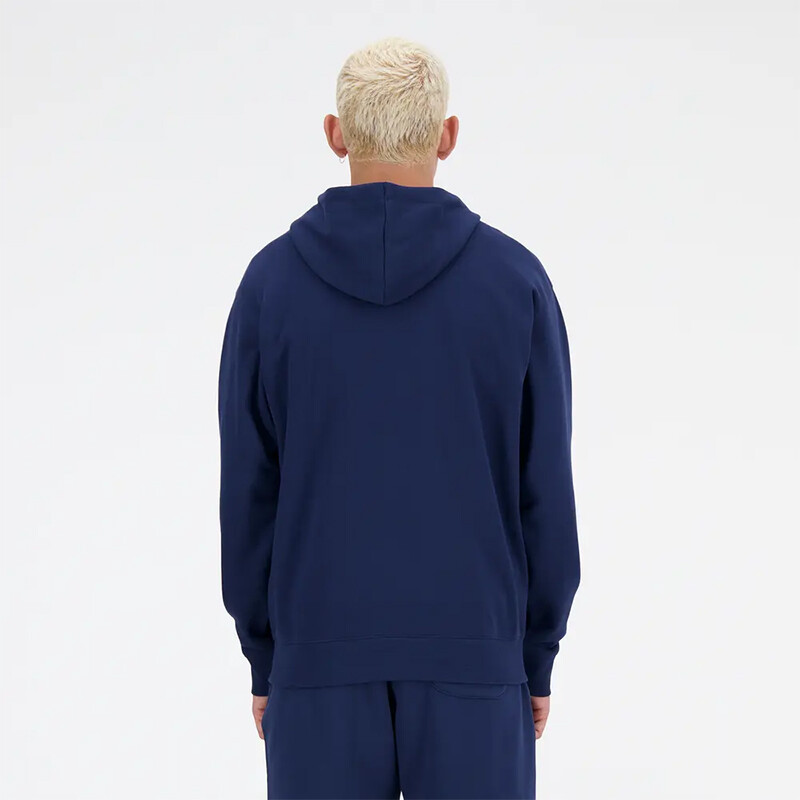 Campera New Balance Essentials Logo Azul