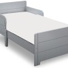 Cama de transición con baranda gris Cama de transición con baranda gris