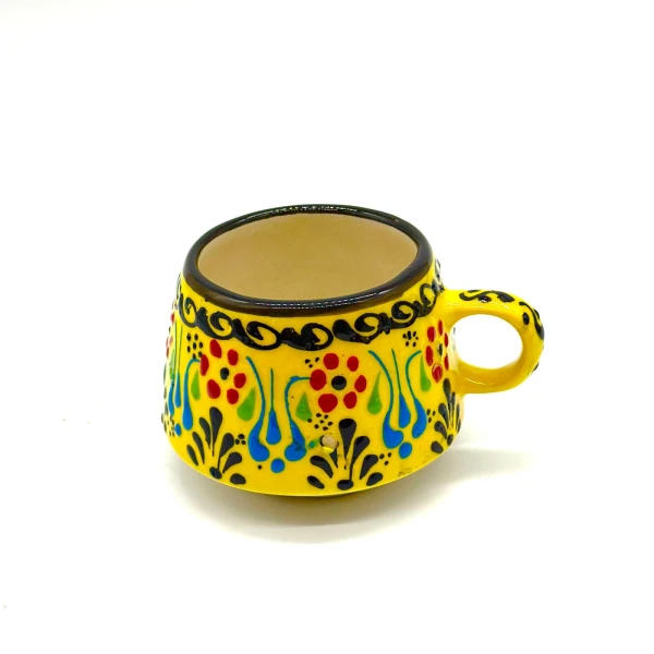 Taza de té de cerámica artesanal Amarillo