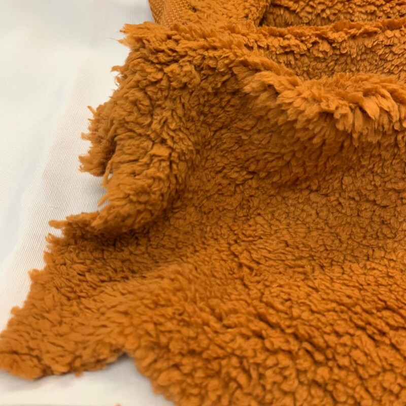 Corderito canela