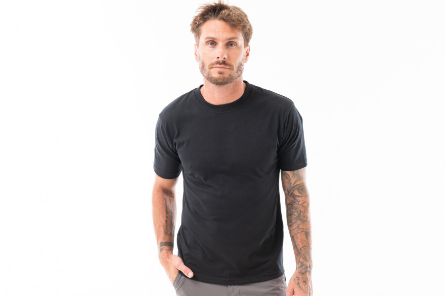 REMERA CUELLO BASE M/C UI Negro