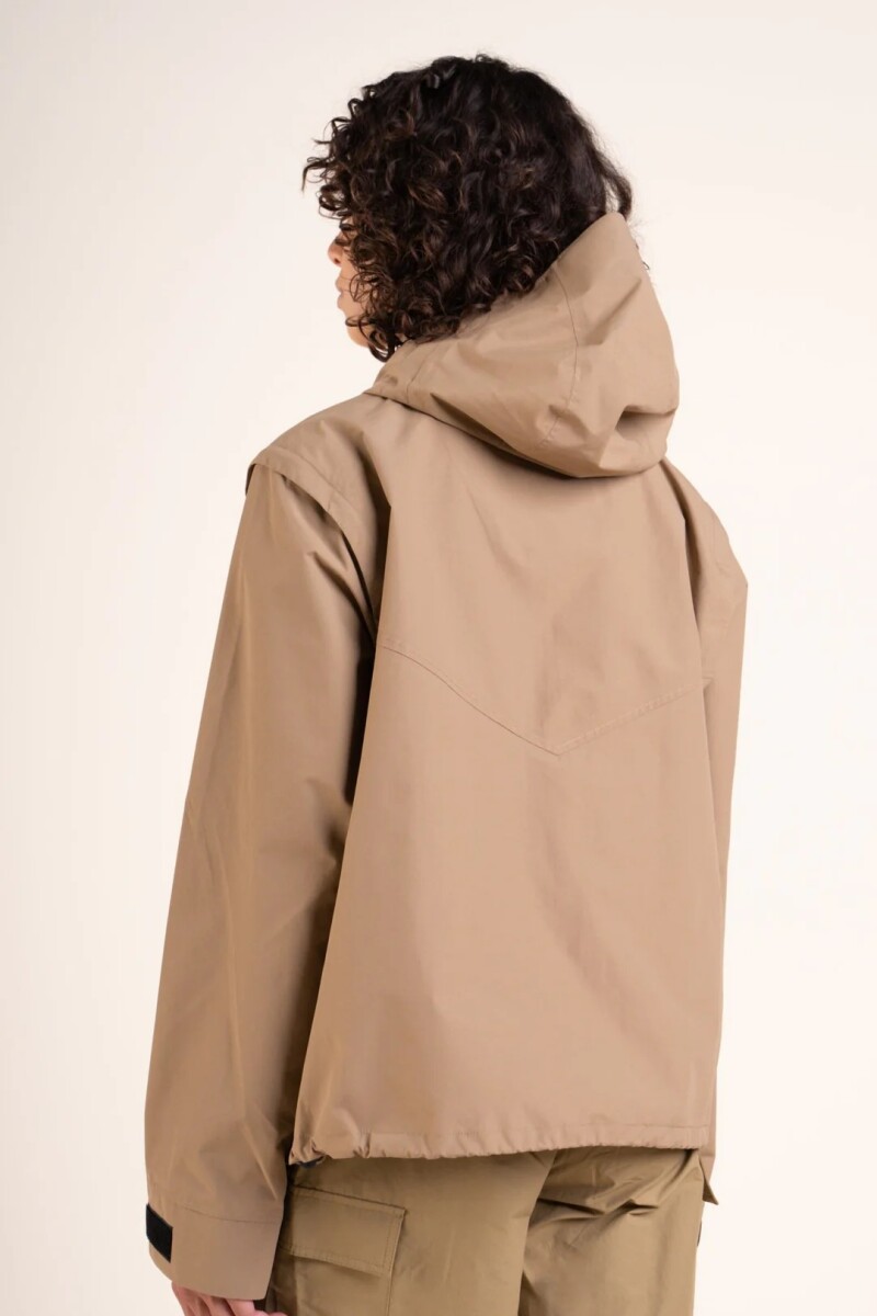 CHAQUETA IMPERMEABLE SAINT CYR Bronce