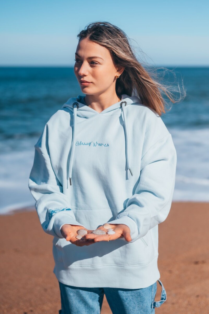 Hoodie Waikiki Boxy Fit Bordado / Celeste 