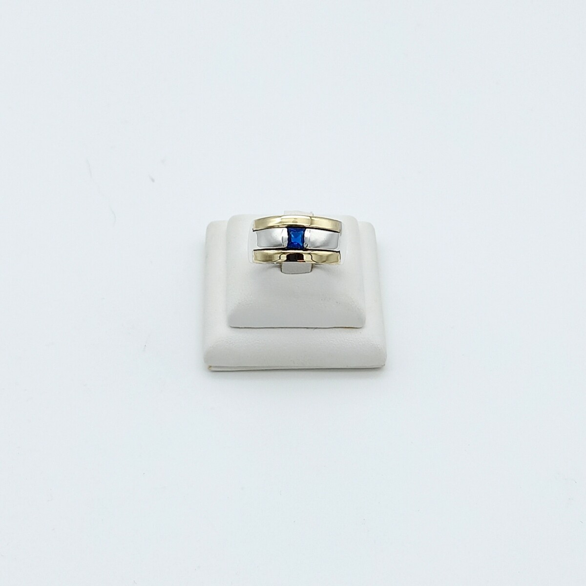 Anillo de plata 925, double en oro 18 ktes y circonia. 