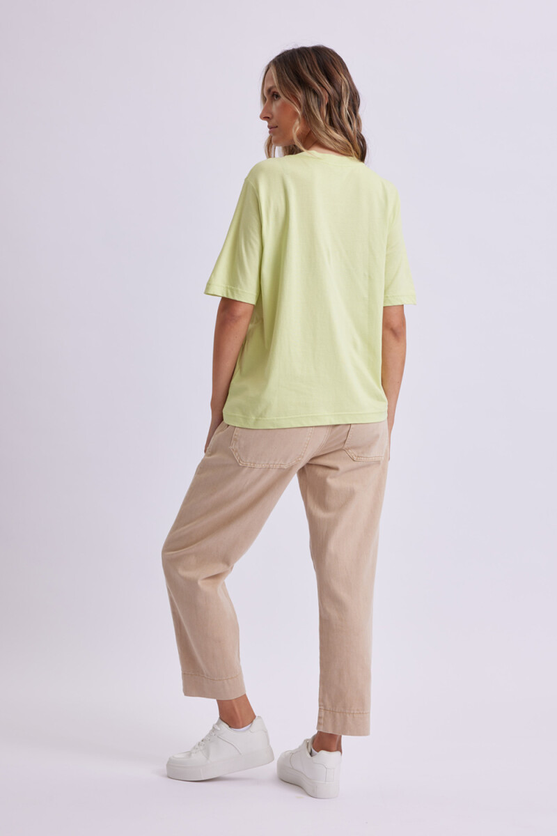 Pantalón jean liviano carrot Beige