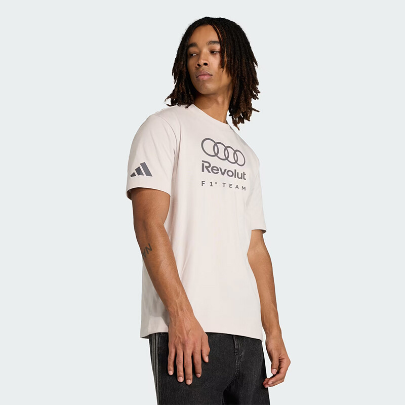 Remera Adidas Graphic DNA Audi Revolut F1 Team Beige