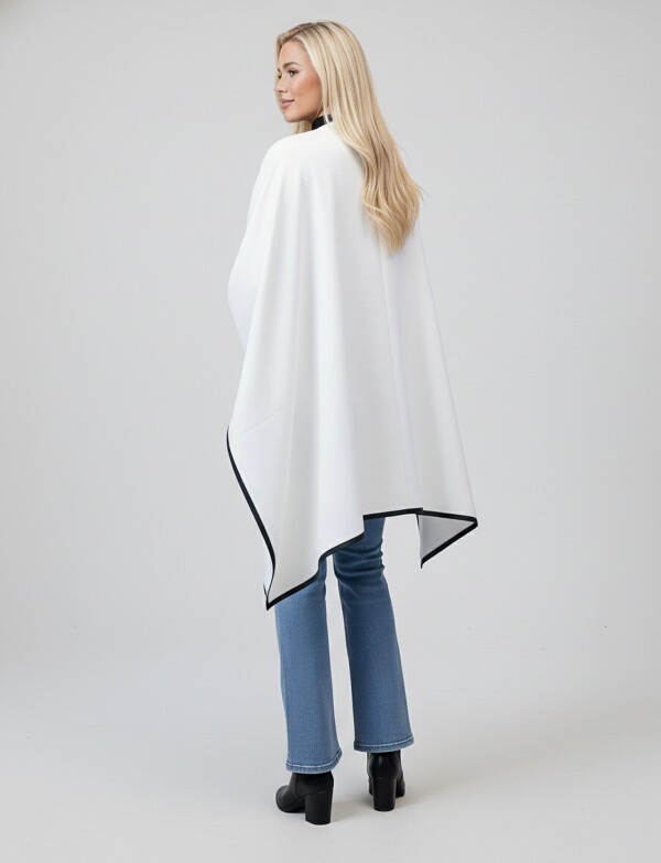 Ruana Botones Ribete CRUDO