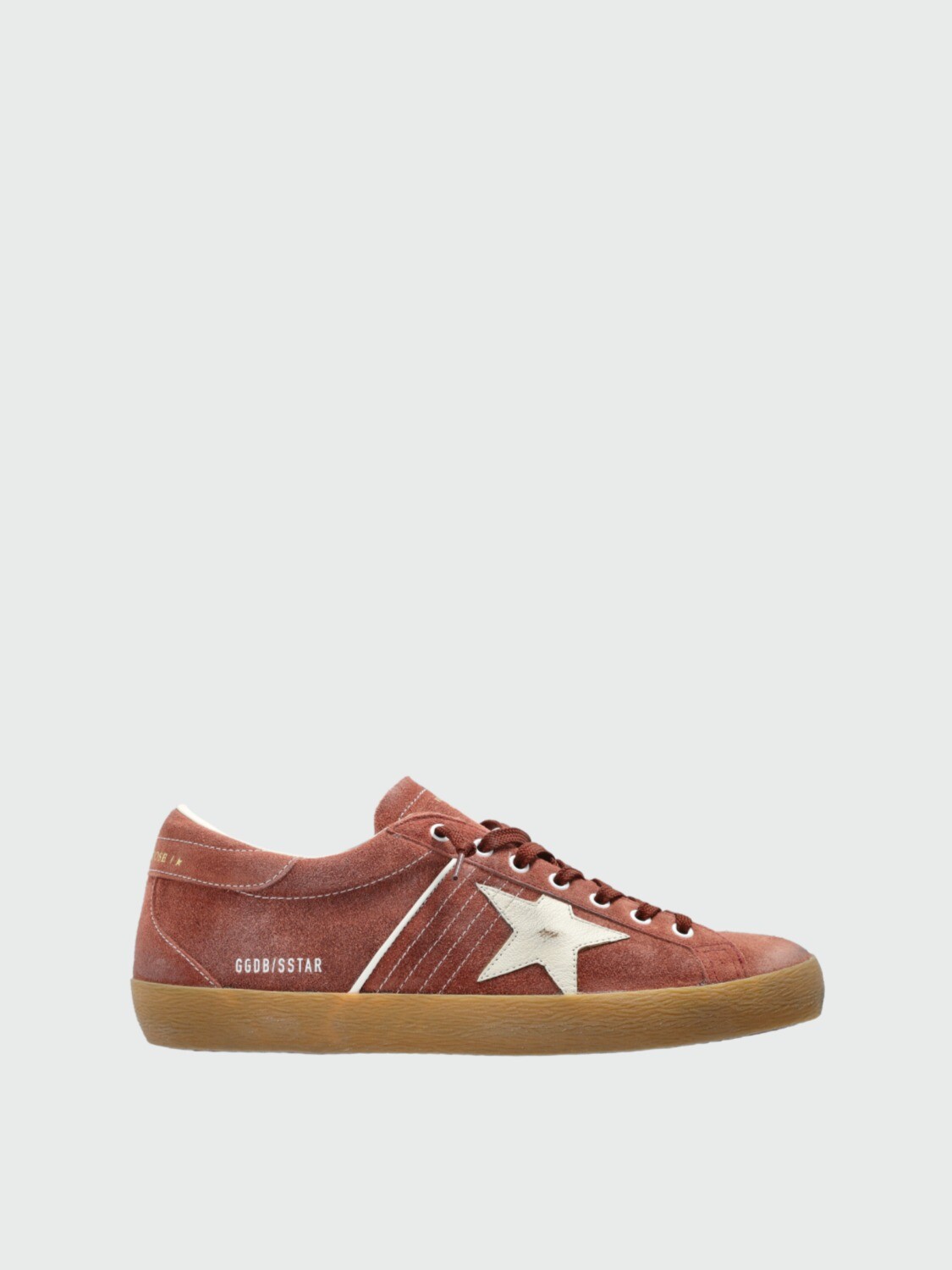 GOLDEN GOOSE - ZAPATILLA SUPER STAR EN GAMUZA ENCERADA CON ESTRELLA Y ESPOLÓN EN NAPPA Alta Automática