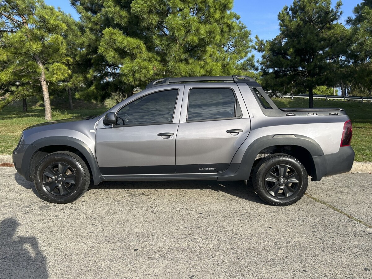 Renault Oroch Dynamique 1.6 Black Edition Renault Oroch Dynamique 1.6 Black Edition