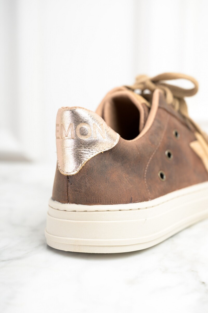 Zapatilla Cuero Chocolate