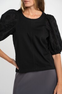 Remera Manga Globo Broderie Negro