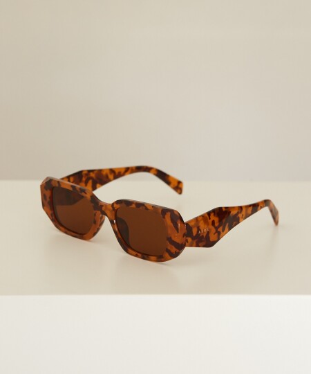 LYON SUNNIES CAREY