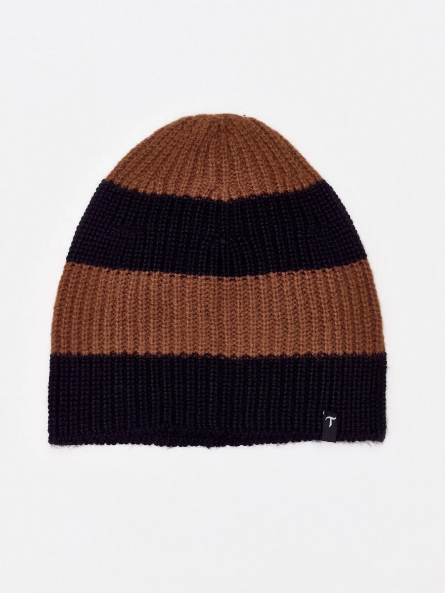 Gorro Tejido Enigma Negro 