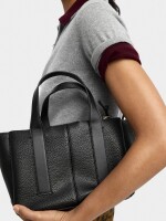 Bolso Tote Con Textura negro