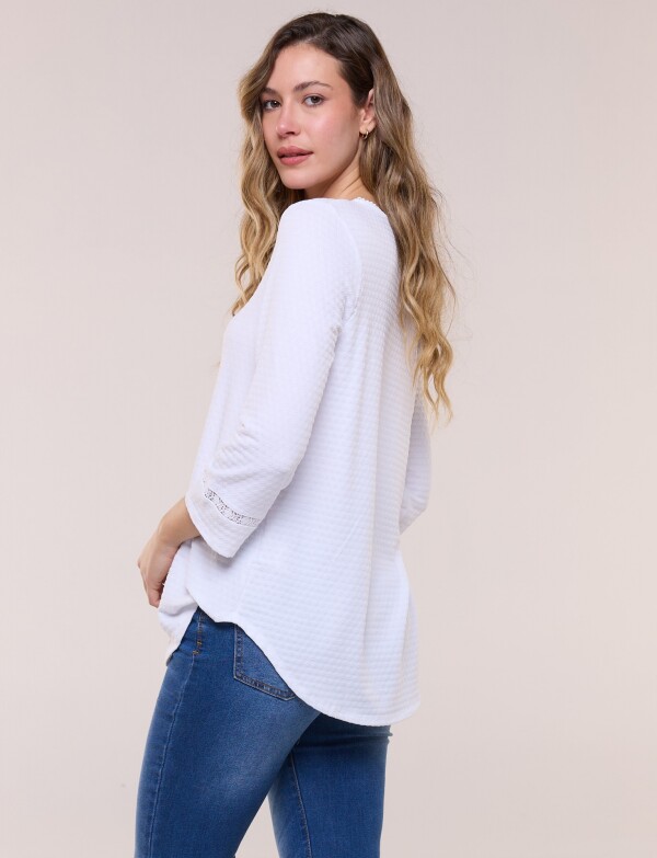 Remera Manga 3/4 Con Detalle De Puntilla Calada BLANCO