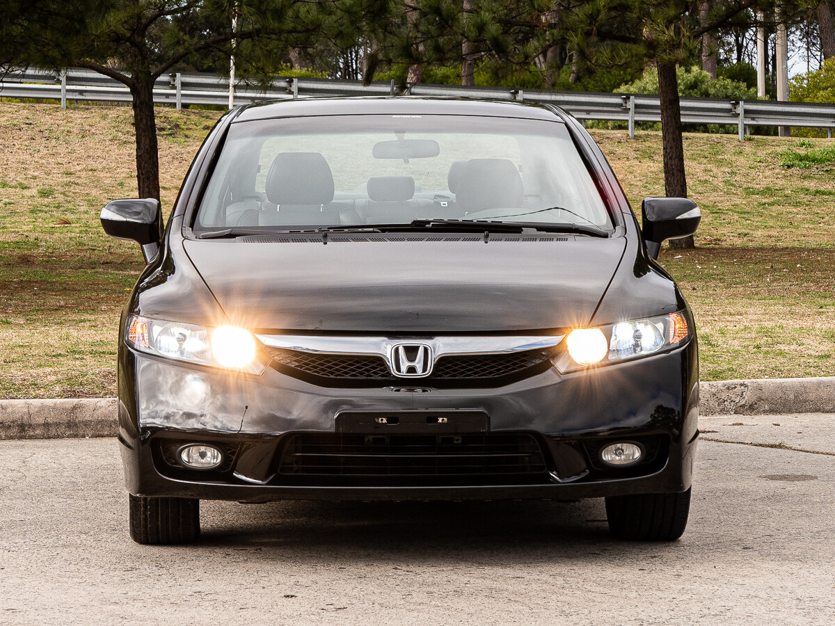 Honda Civic EXS 1.8 Extra Full | Permuta / Financia Honda Civic EXS 1.8 Extra Full | Permuta / Financia