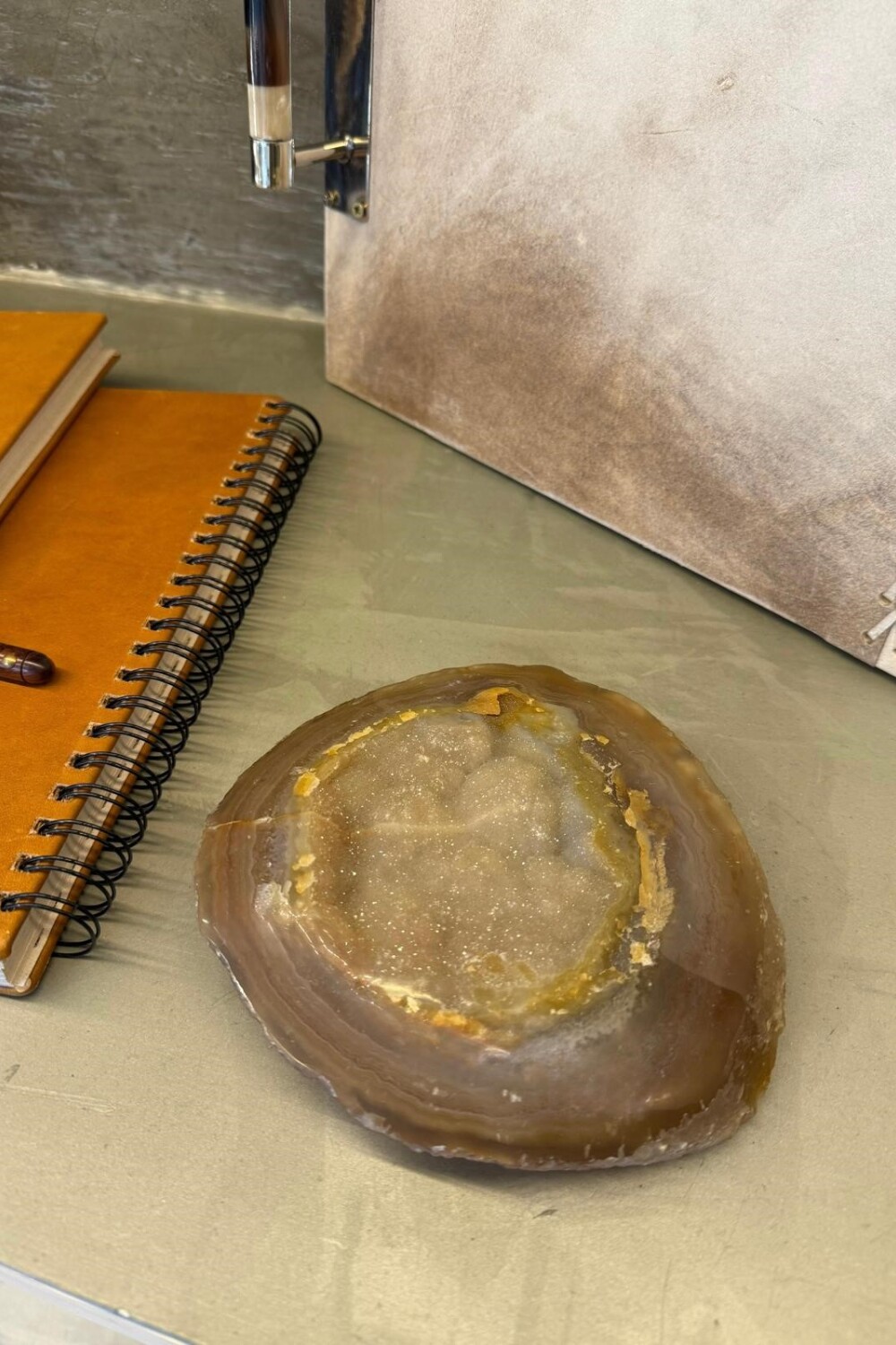 Round Amatista Caramel