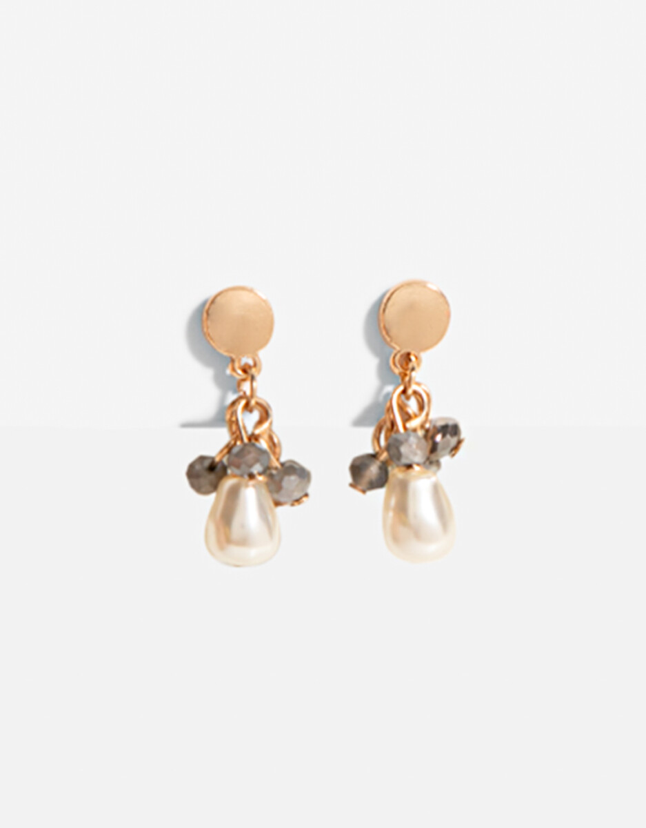 Aros Cortos Con Perlas 