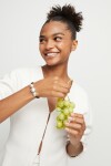 PULSERA DE CUERO CON TRES CUENTAS GRANDES DE ALEACIÓN DE METALES BAÑADAS EN PLATA DE LEY Pulsera