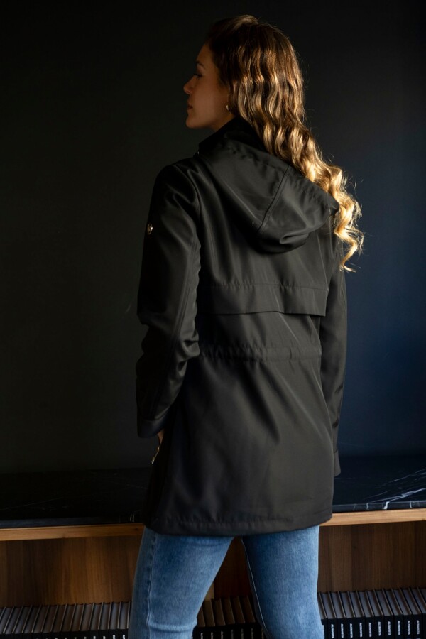 Campera Liviana Zips NEGRO