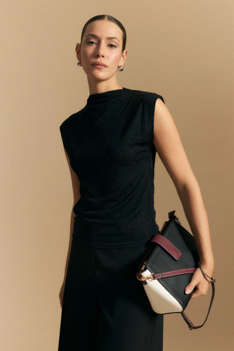 BLUZA ALLIE RUMBLE - NEGRO 