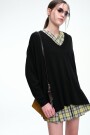 SWEATER ESCOTE V Negro