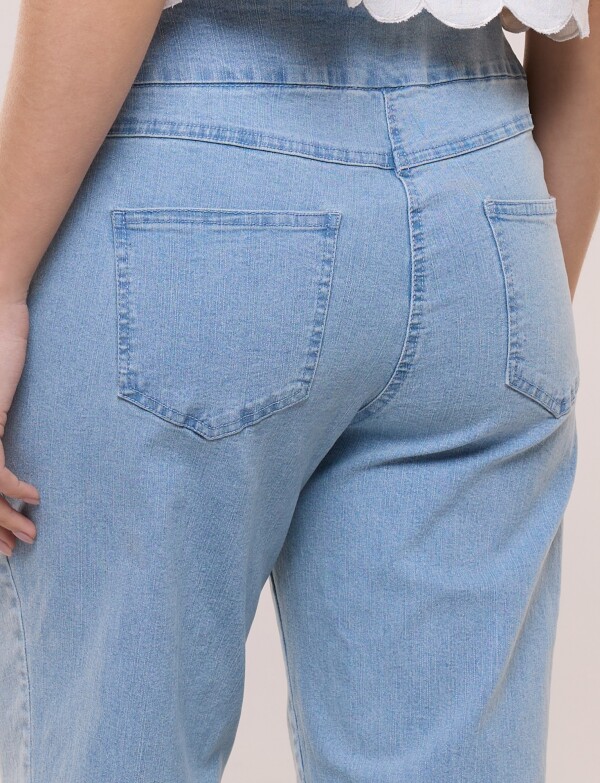 Capri Denim Pretina Ancha JEAN CLARO