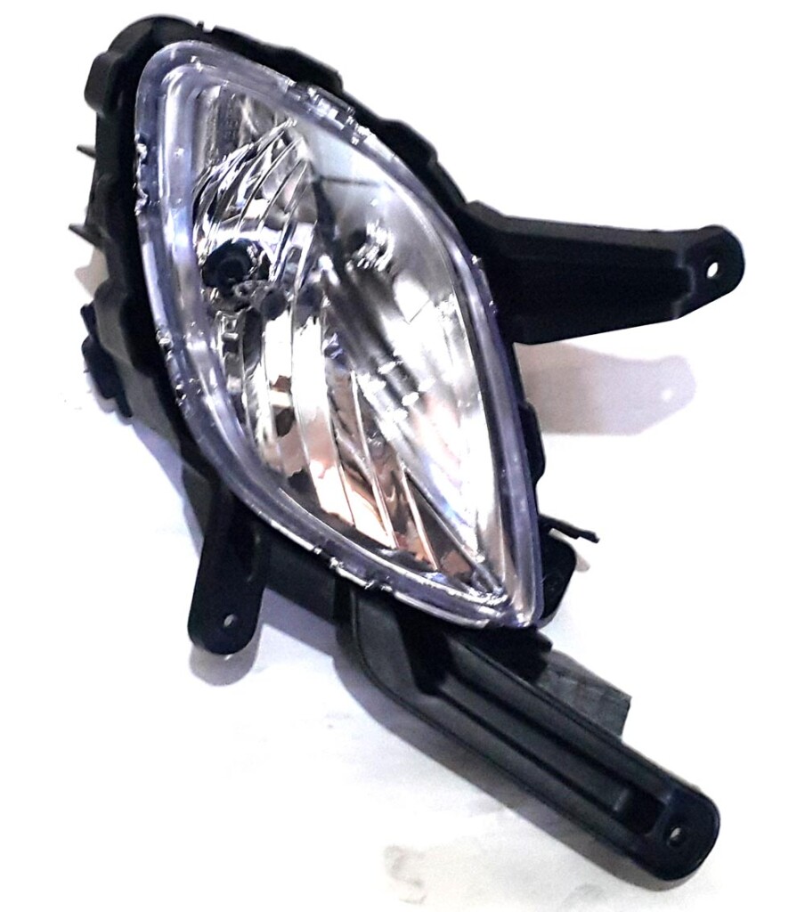 Faro auxiliar delantero derecho