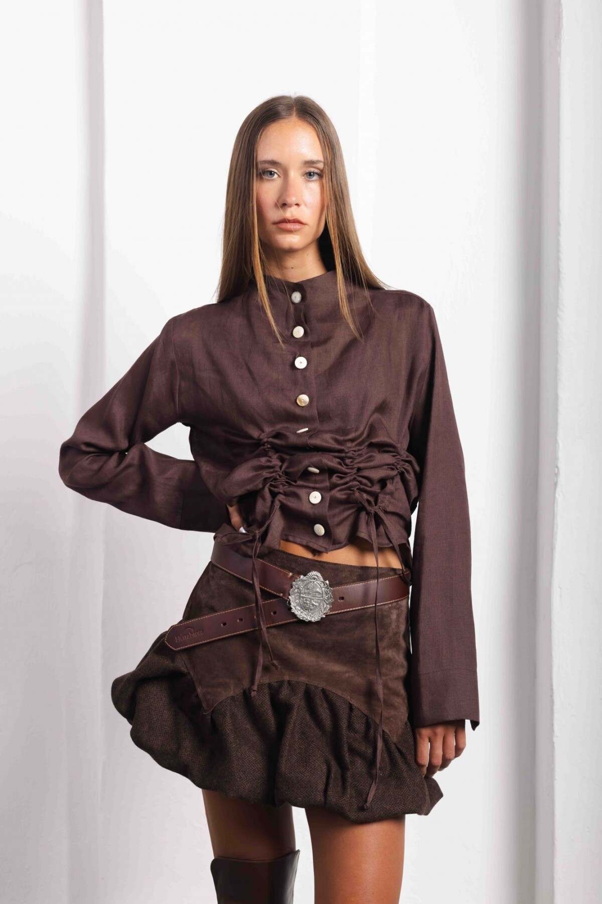 Simple Escudo Belt Chocolate / Plateado