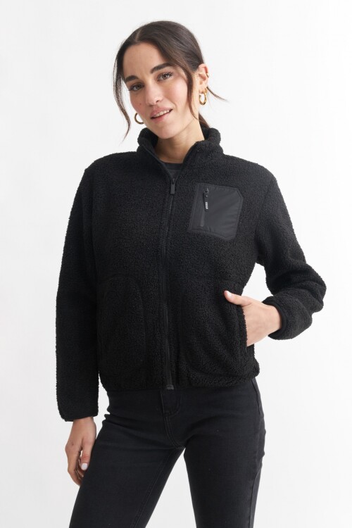 Campera en corderito NEGRO