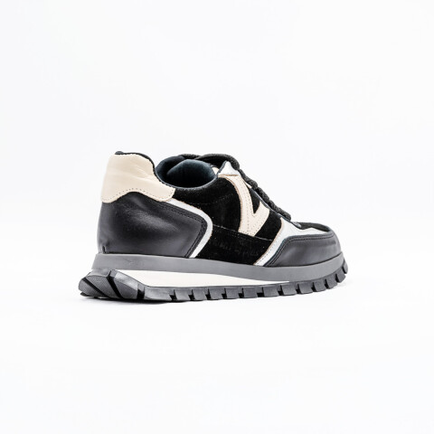 ZAPATILLA CUERO DAMA COLOR GRIS SUELA SINTETICA NEGRO