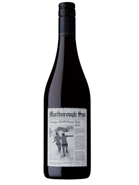 Saint Clair Marlborough Sun Pinot Noir Saint Clair Marlborough Sun Pinot Noir