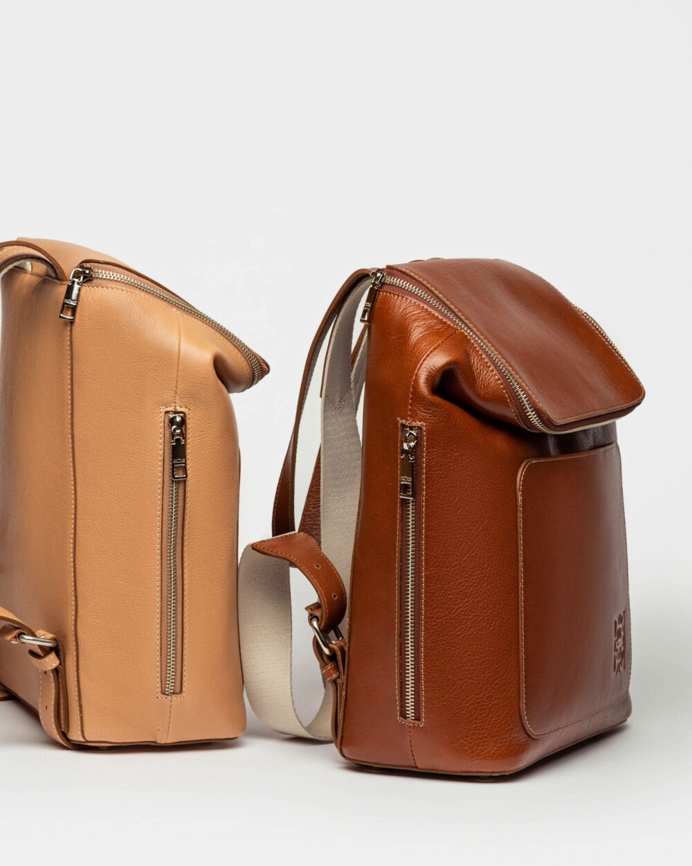 Mochila Mashenka en cuero vegetal liso Cuoio