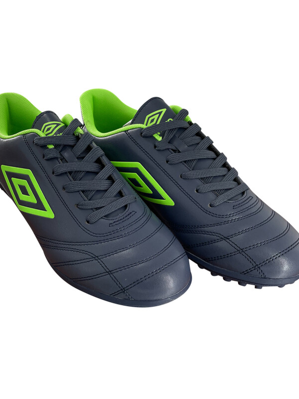 Calzado Classic II TF Umbro Hombre 01v