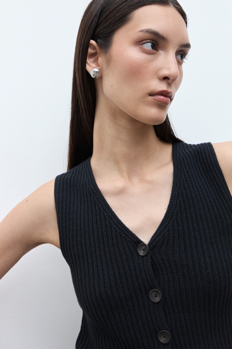 Chaleco tejido escote V negro