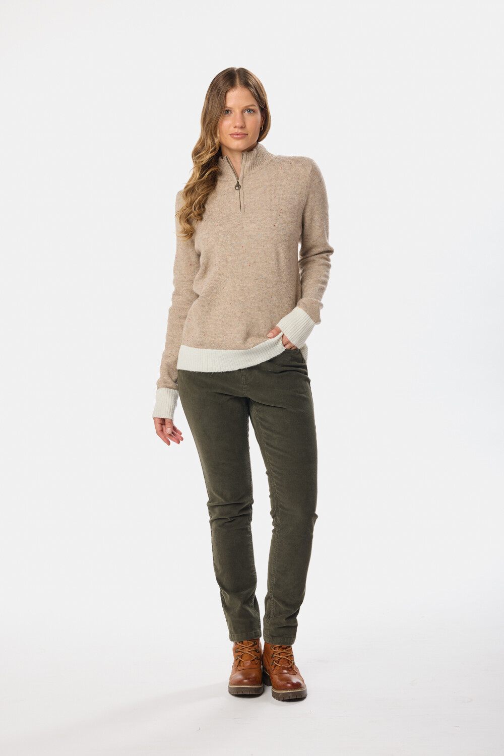 PANTALON DE PANA CON SPANDEX Verde