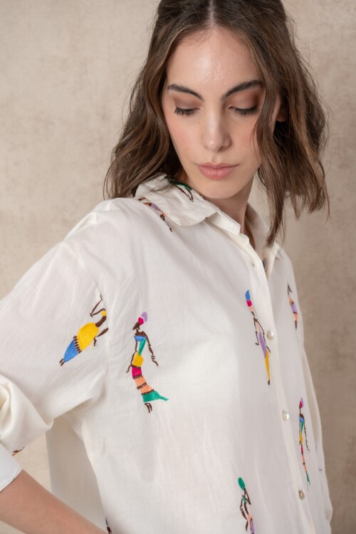 Camisa bordada Camisa bordada