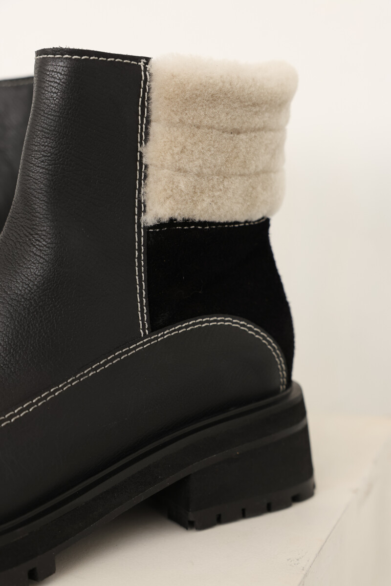 Bota Corderoy Negro