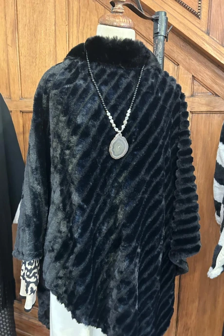 PONCHO NOCHE Negro